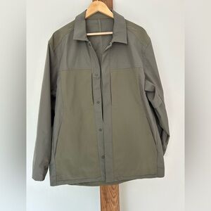 Lululemon Two-Tone Green Men's Jacket